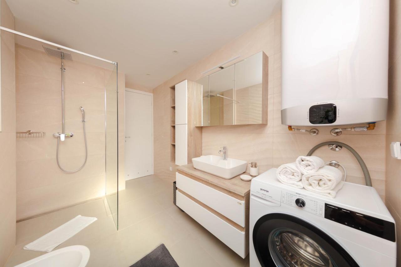 - Indigo Apartment *